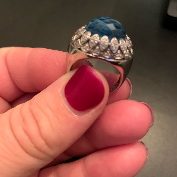 🌸HOST PICK🌸 14K white gold ring with 45 small Diamonds and blue topaz stone. - Picture 3 of 13
